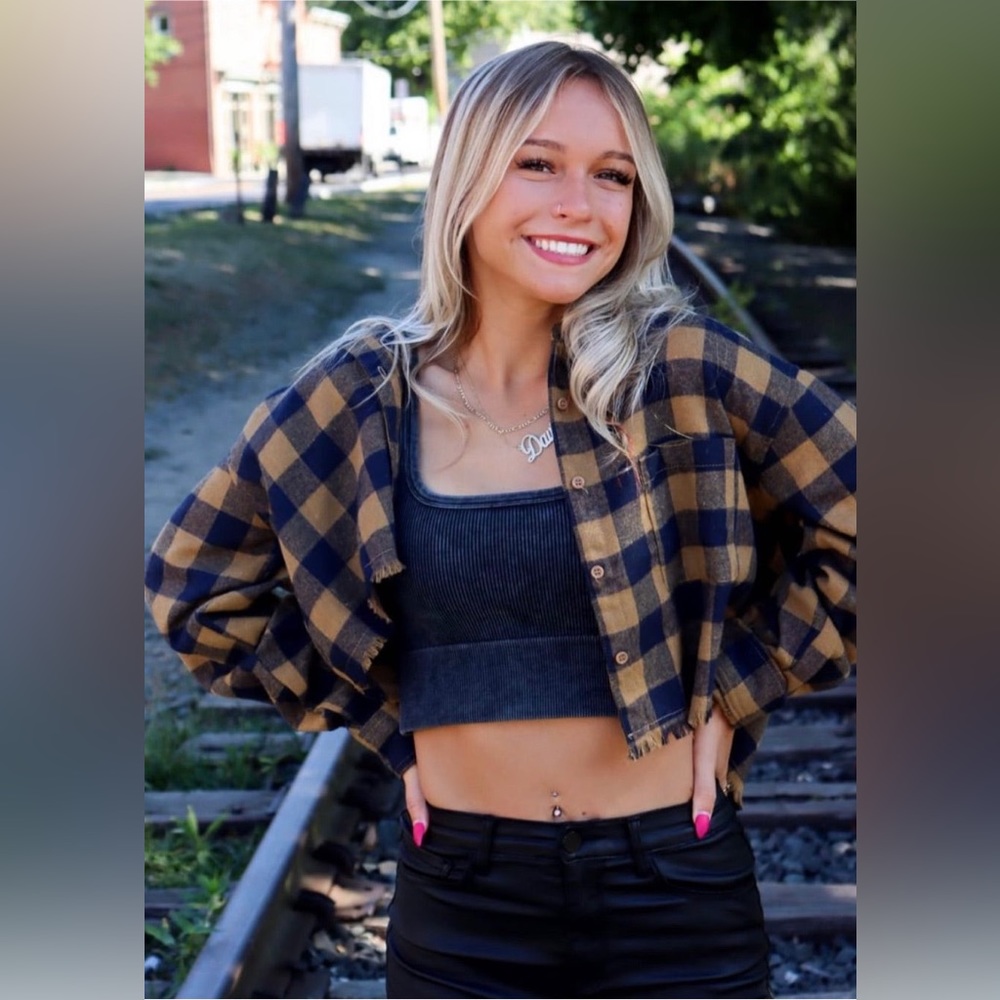 HYFVE cropped brown black navy flannel shirt button up distressed size medium